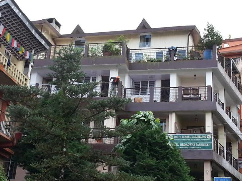 Hotel Broadway Darjeeling  Buitenkant foto
